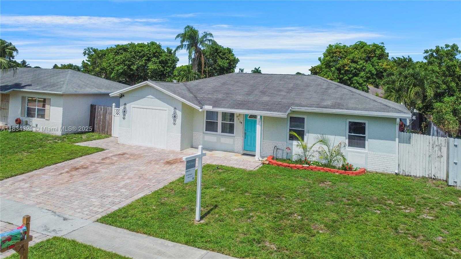 Small Image of 960 SOUTH WEST 83RD AVE, North Lauderdale Number 22