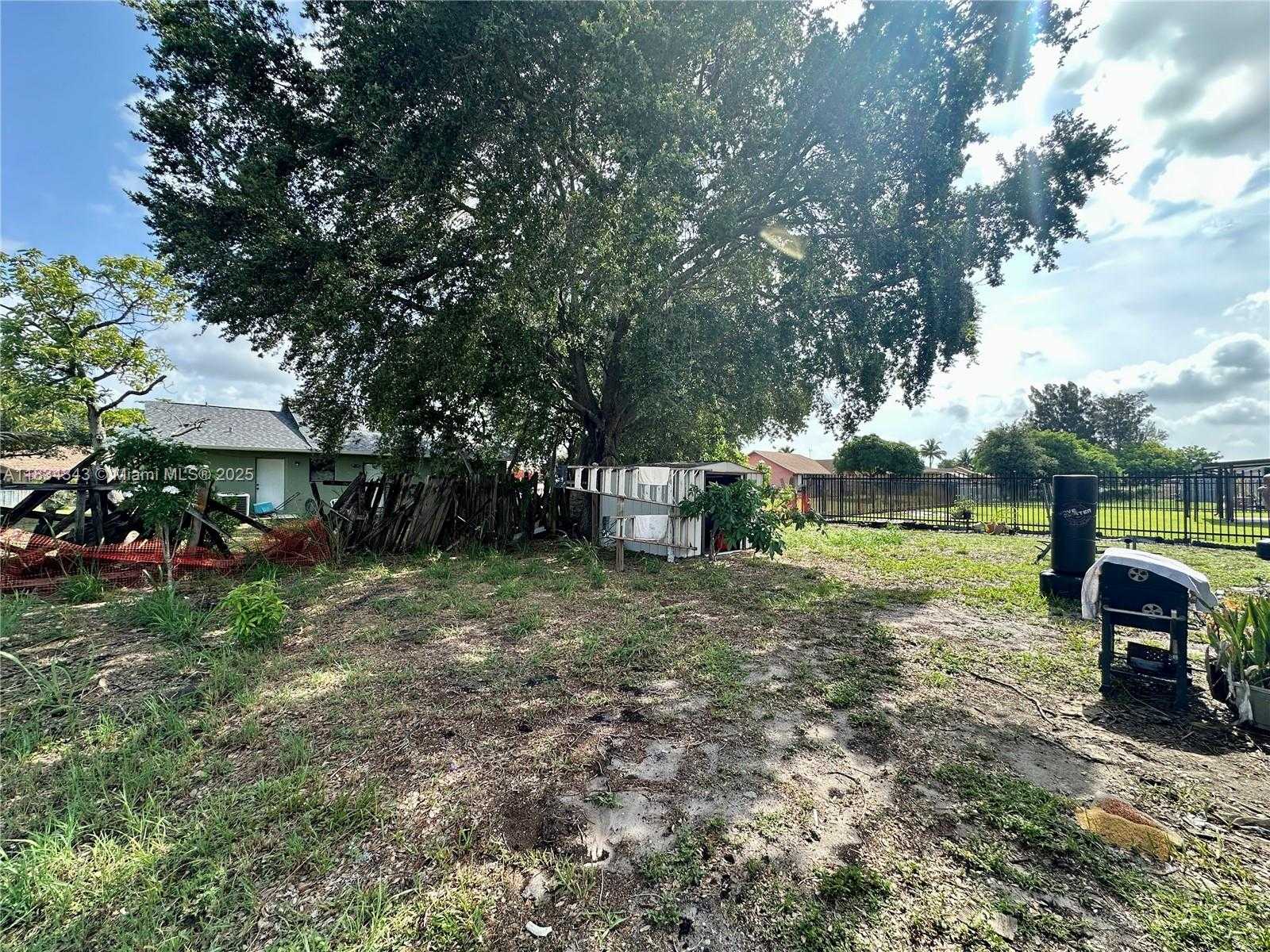 Small Image of 3521 NORTH WEST 193RD ST, Miami Gardens Number 34