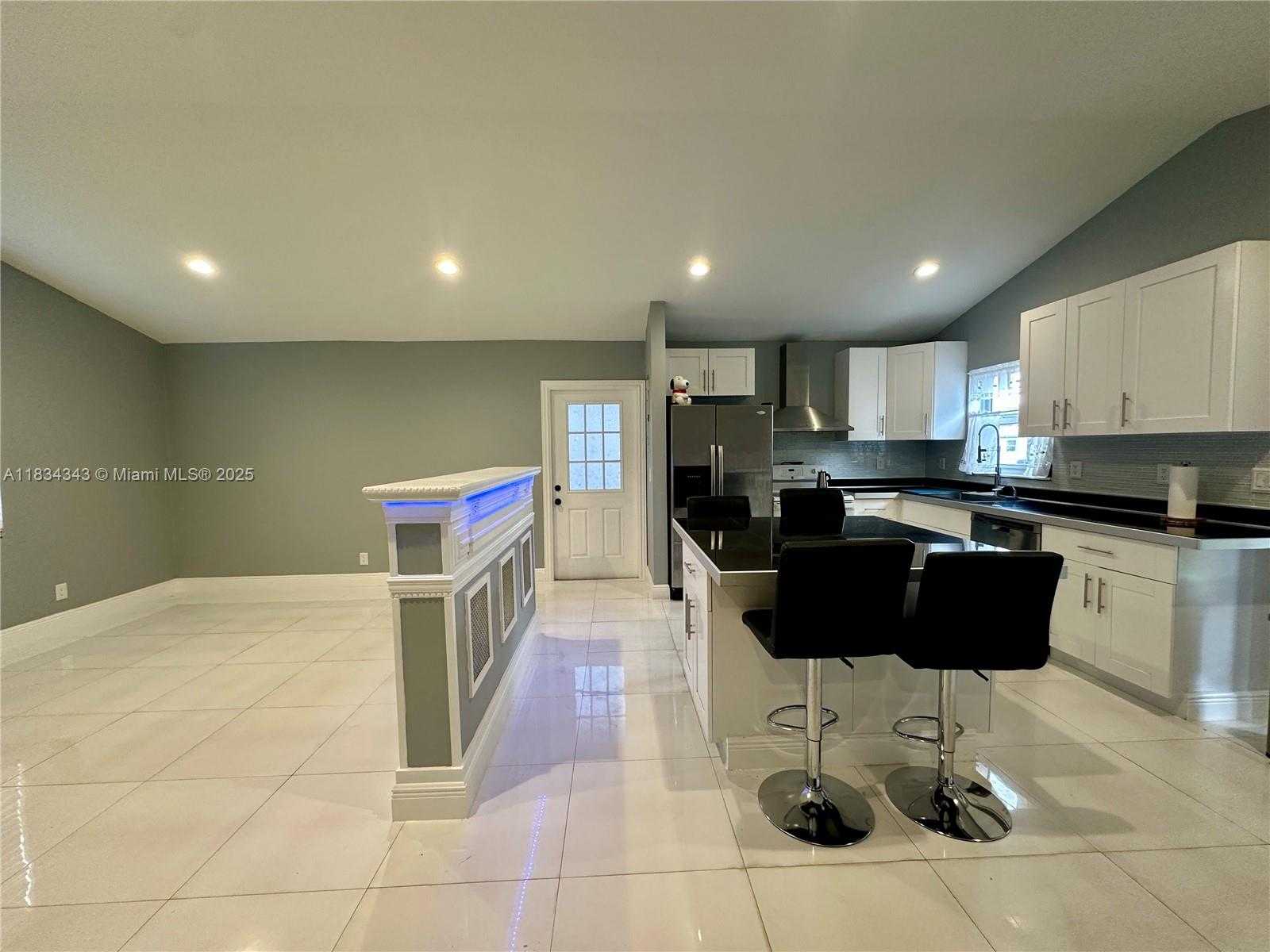 Small Image of 3521 NORTH WEST 193RD ST, Miami Gardens Number 6