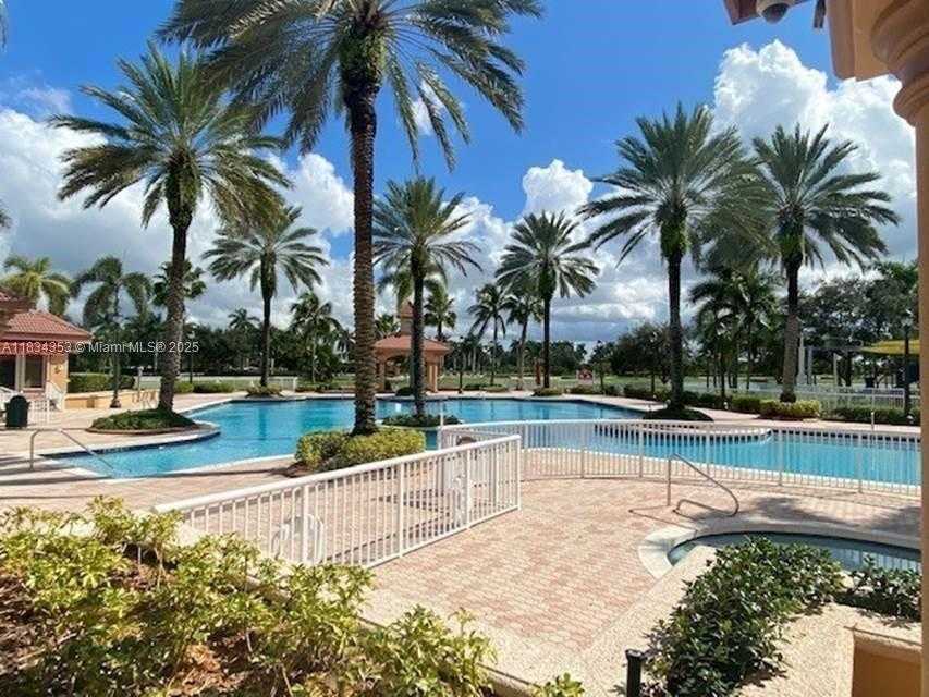 Small Image of 19185 SOUTH WEST 25TH CT, Miramar Number 33