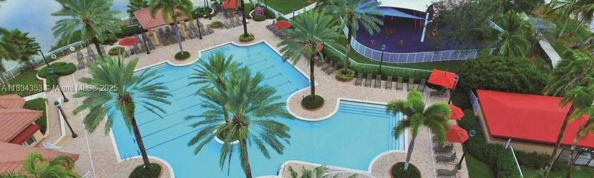 Small Image of 19185 SOUTH WEST 25TH CT, Miramar Number 35