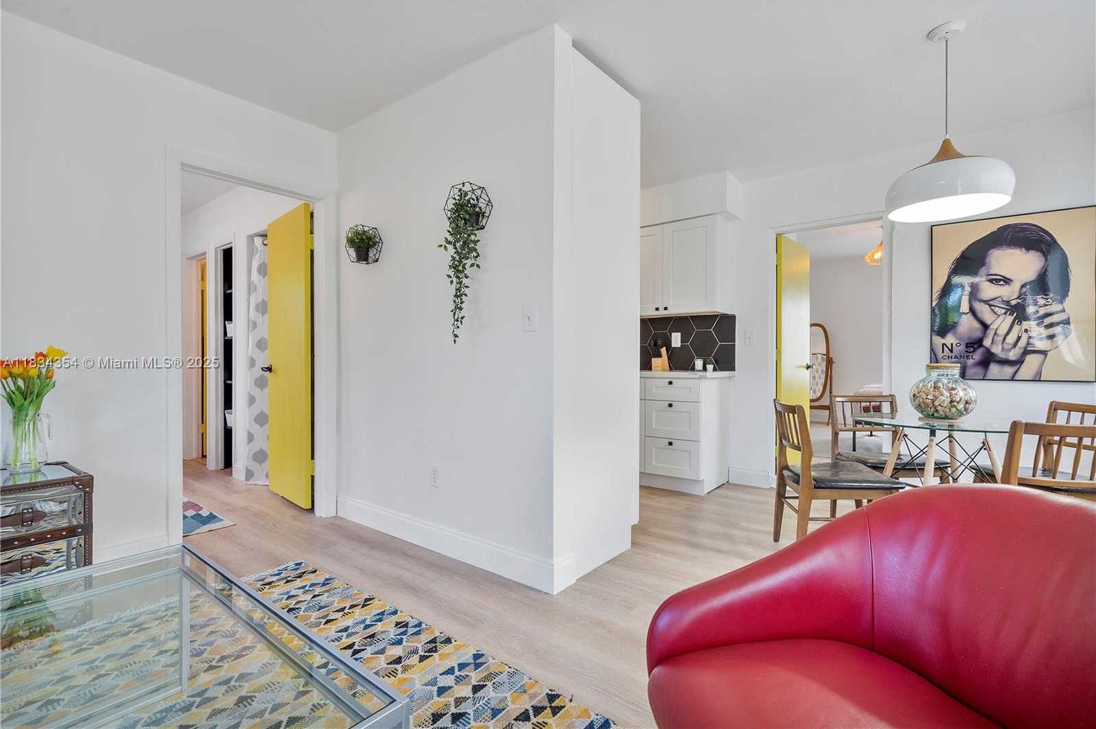 Small Image of 2380 NORTH EAST 137TH ST, North Miami Beach Number 11