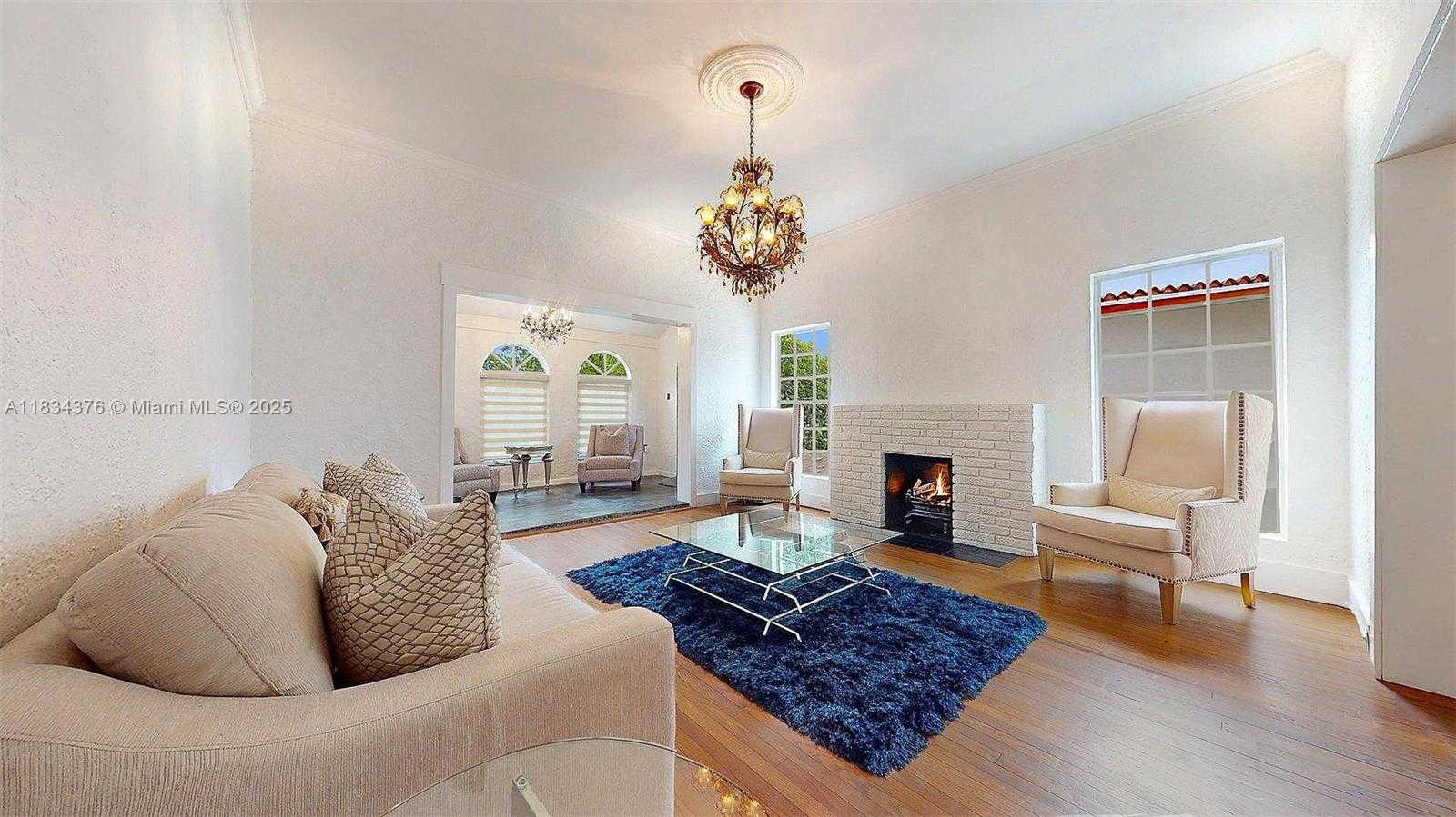 Small Image of 1111 COLUMBUS BLVD, Coral Gables Number 11