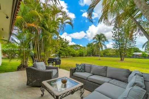 Small Image of 20890 SOUTH WEST 240TH ST, Homestead Number 35