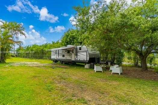 Small Image of 20890 SOUTH WEST 240TH ST, Homestead Number 38