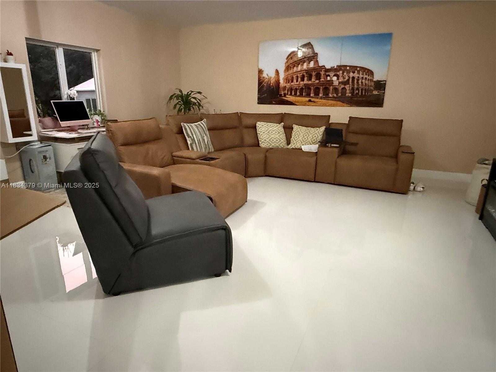 Small Image of 20890 SOUTH WEST 240TH ST, Homestead Number 6