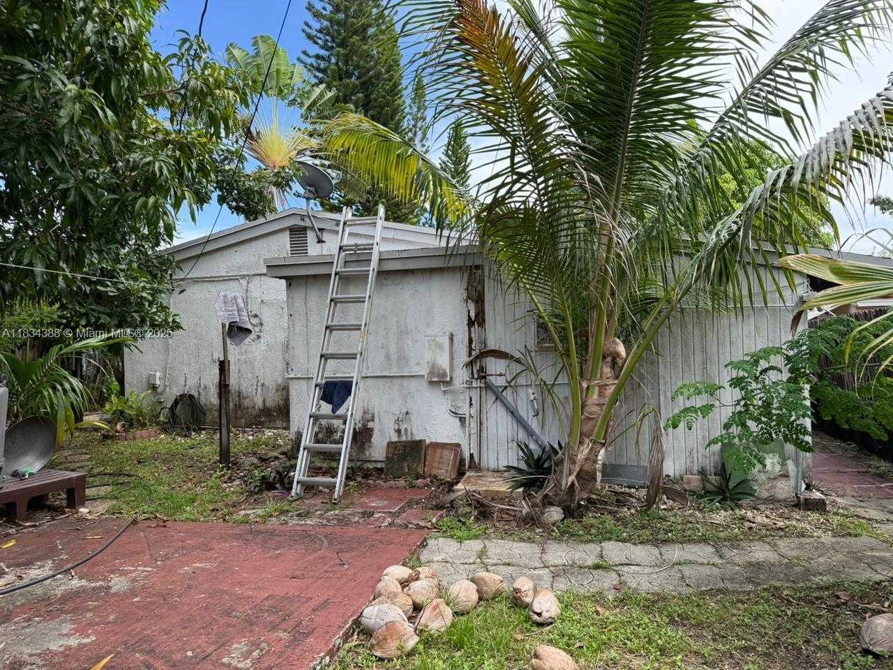 Small Image of 1535 NORTH EAST 171ST ST, North Miami Beach Number 23