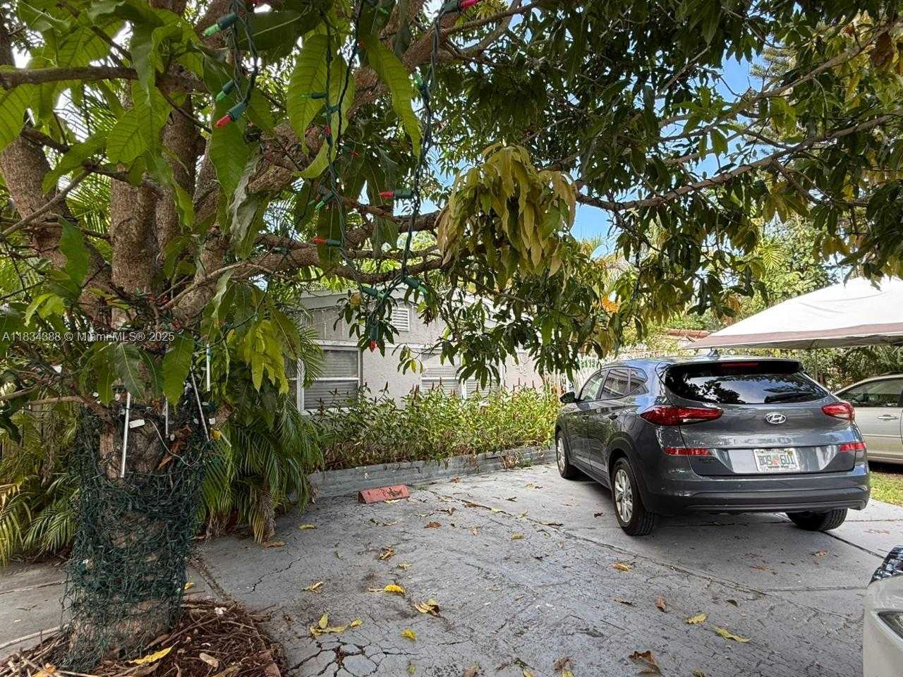 Small Image of 1535 NORTH EAST 171ST ST, North Miami Beach Number 25