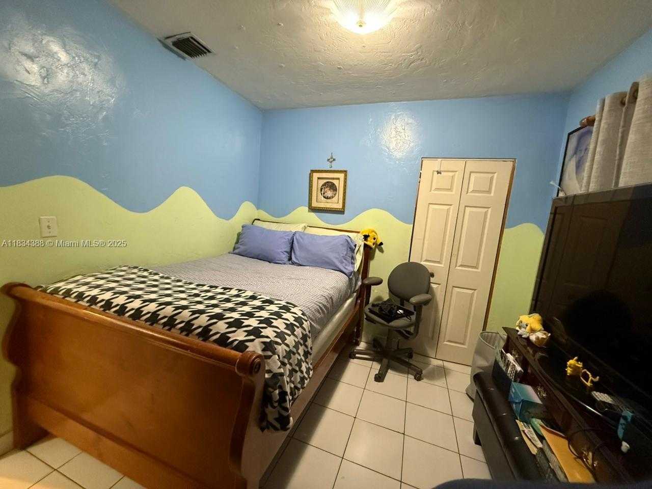 Small Image of 1535 NORTH EAST 171ST ST, North Miami Beach Number 6