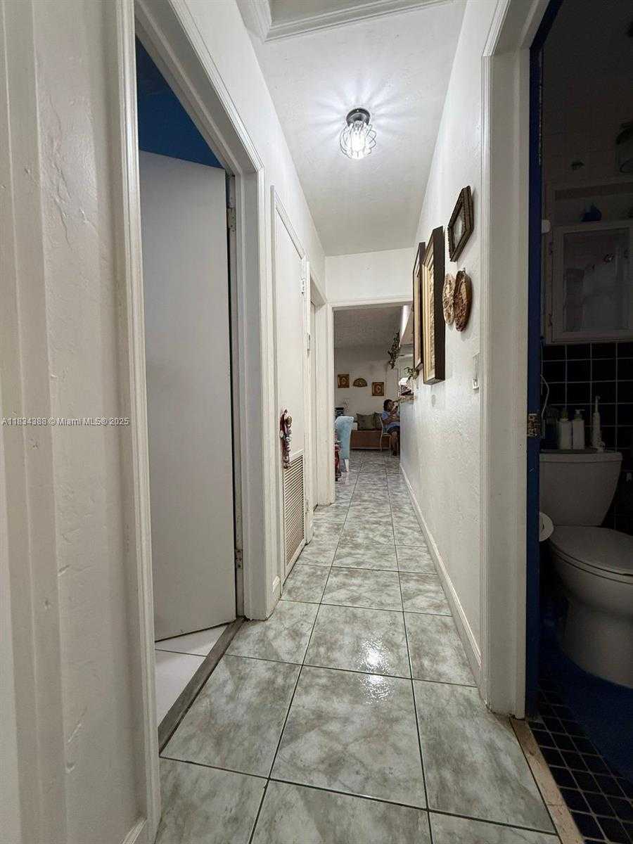 Small Image of 1535 NORTH EAST 171ST ST, North Miami Beach Number 8