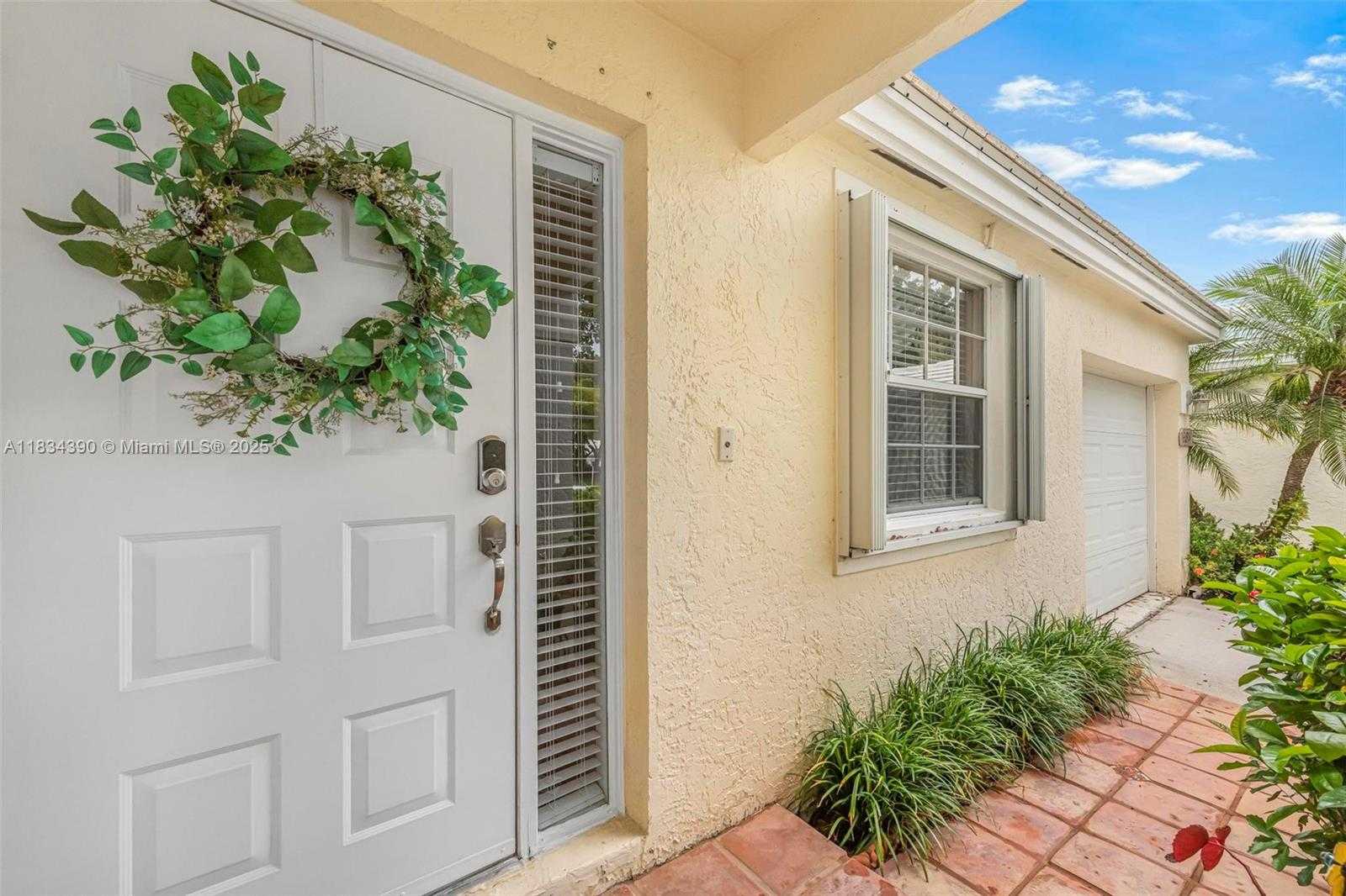 Small Image of 9614 NORTH WEST 8TH CIR, Plantation Number 6