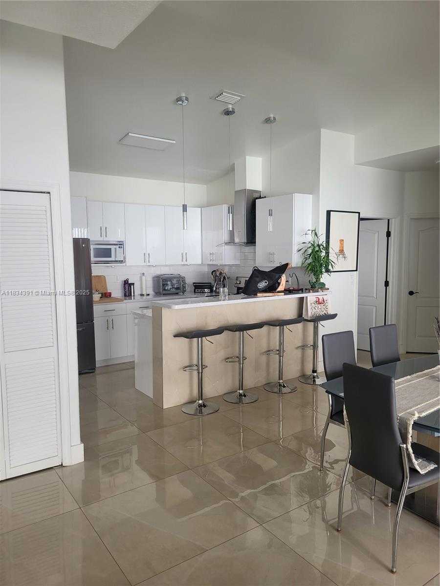 Small Image of 16909 SOUTH WEST 141ST CT, Miami Number 8