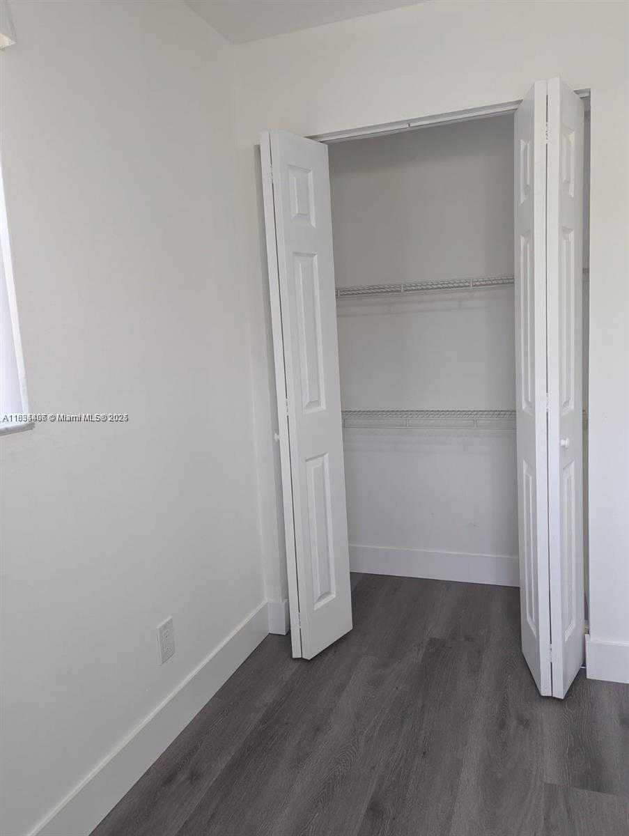 Small Image of 6137 DEWEY ST, Hollywood Number 17
