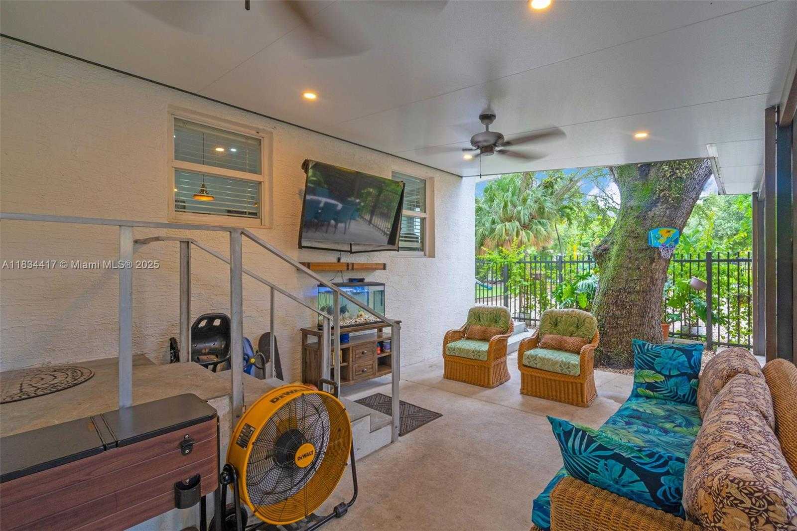 Small Image of 1341 NORTH EAST 151ST ST, North Miami Beach Number 25