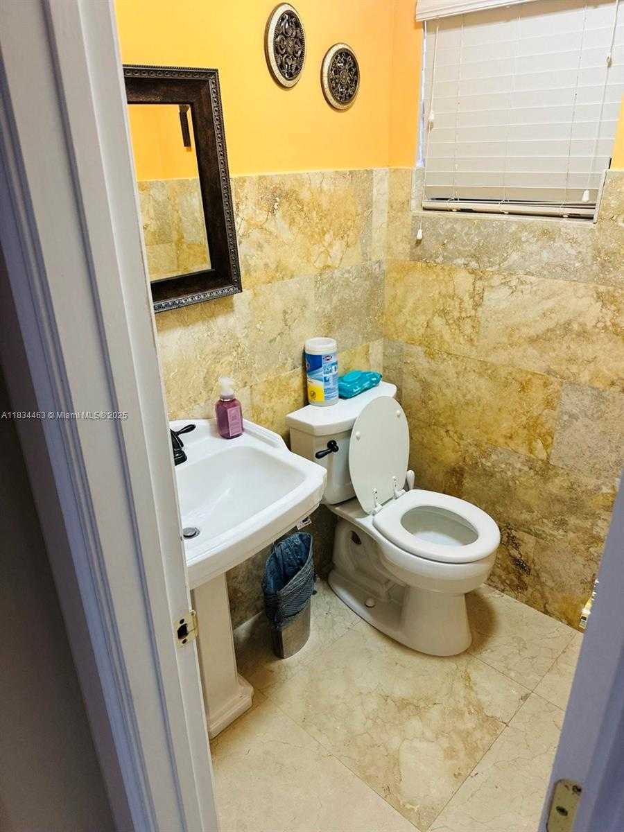 Small Image of 8565 NORTH WEST 168TH TER, Miami Lakes Number 17