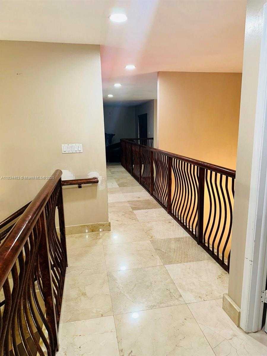 Small Image of 8565 NORTH WEST 168TH TER, Miami Lakes Number 19