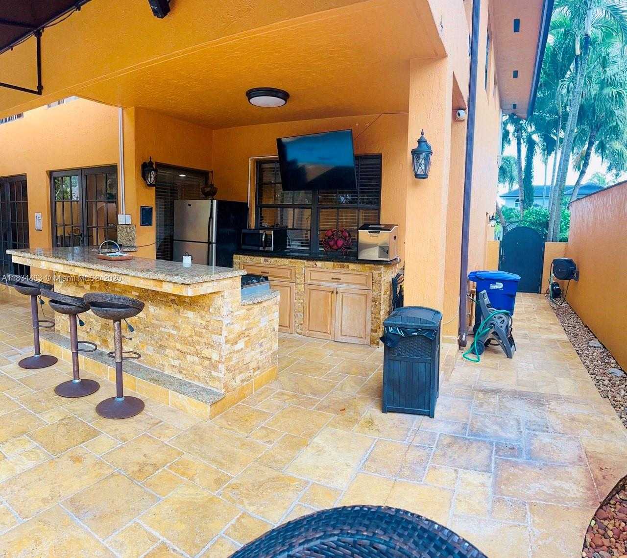 Small Image of 8565 NORTH WEST 168TH TER, Miami Lakes Number 37