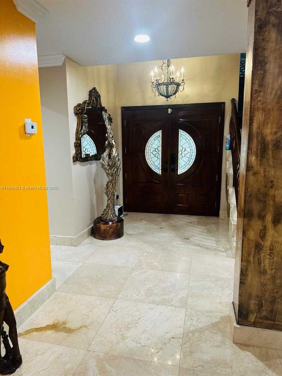 Small Image of 8565 NORTH WEST 168TH TER, Miami Lakes Number 6