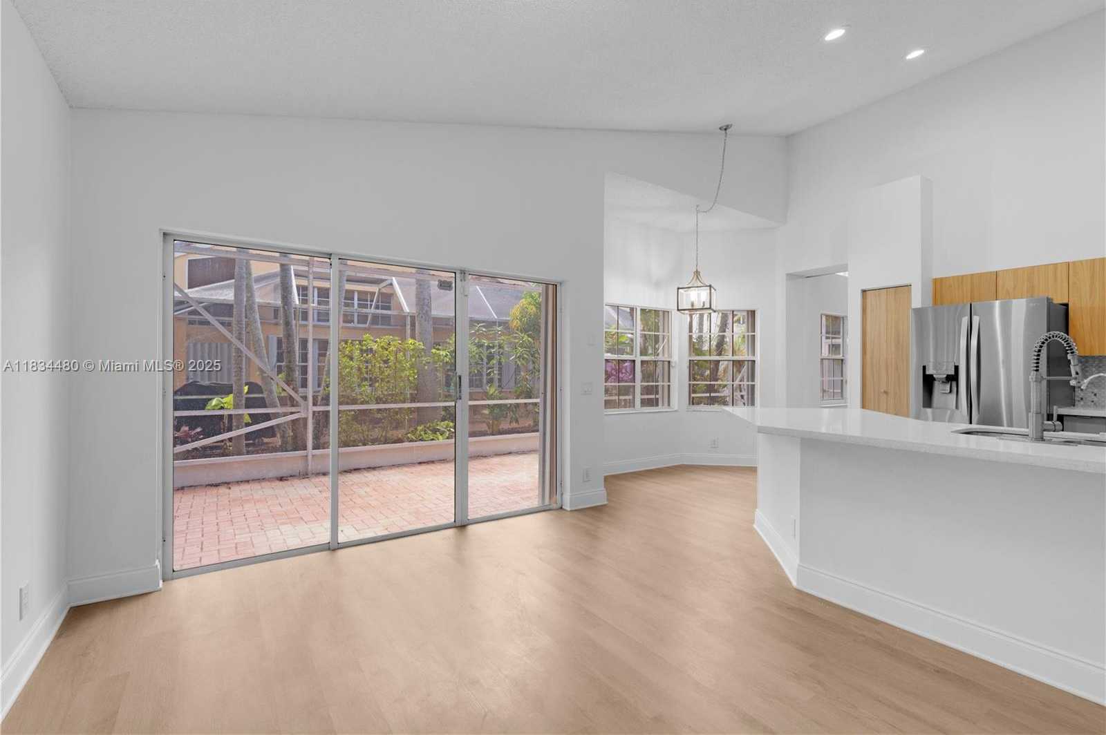 Small Image of 1525 SEABAY RD, Weston Number 13