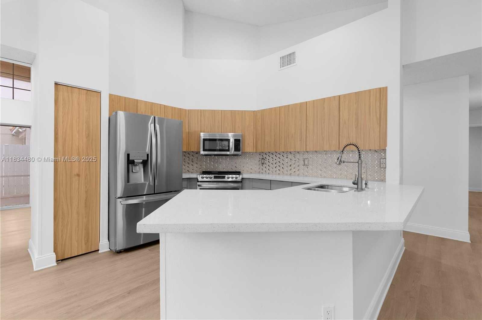 Small Image of 1525 SEABAY RD, Weston Number 16