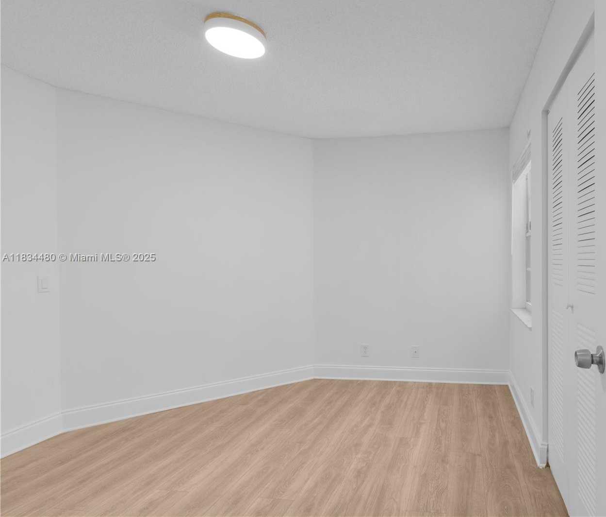 Small Image of 1525 SEABAY RD, Weston Number 19