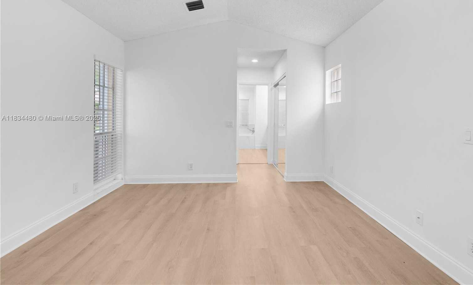 Small Image of 1525 SEABAY RD, Weston Number 24