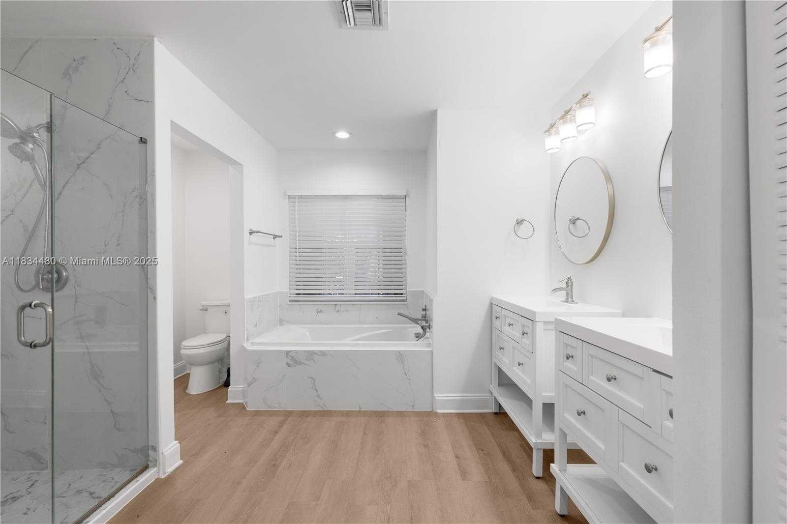 Small Image of 1525 SEABAY RD, Weston Number 27