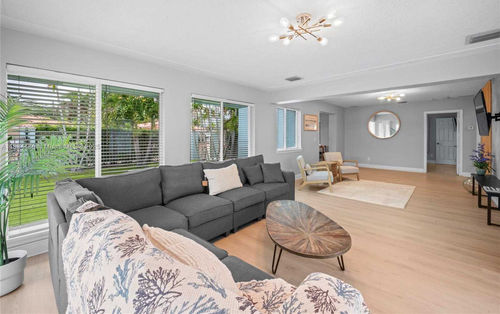 Small Image of 614 NORTH EAST 10TH AVE, Fort Lauderdale Number 11