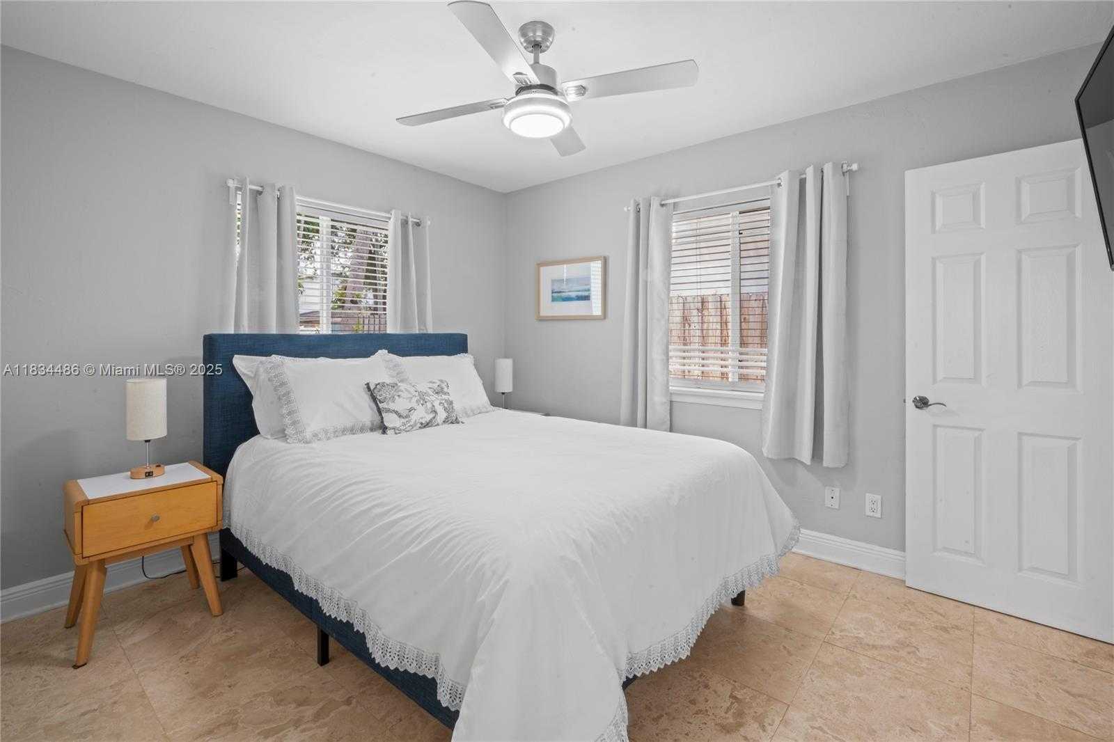 Small Image of 614 NORTH EAST 10TH AVE, Fort Lauderdale Number 12