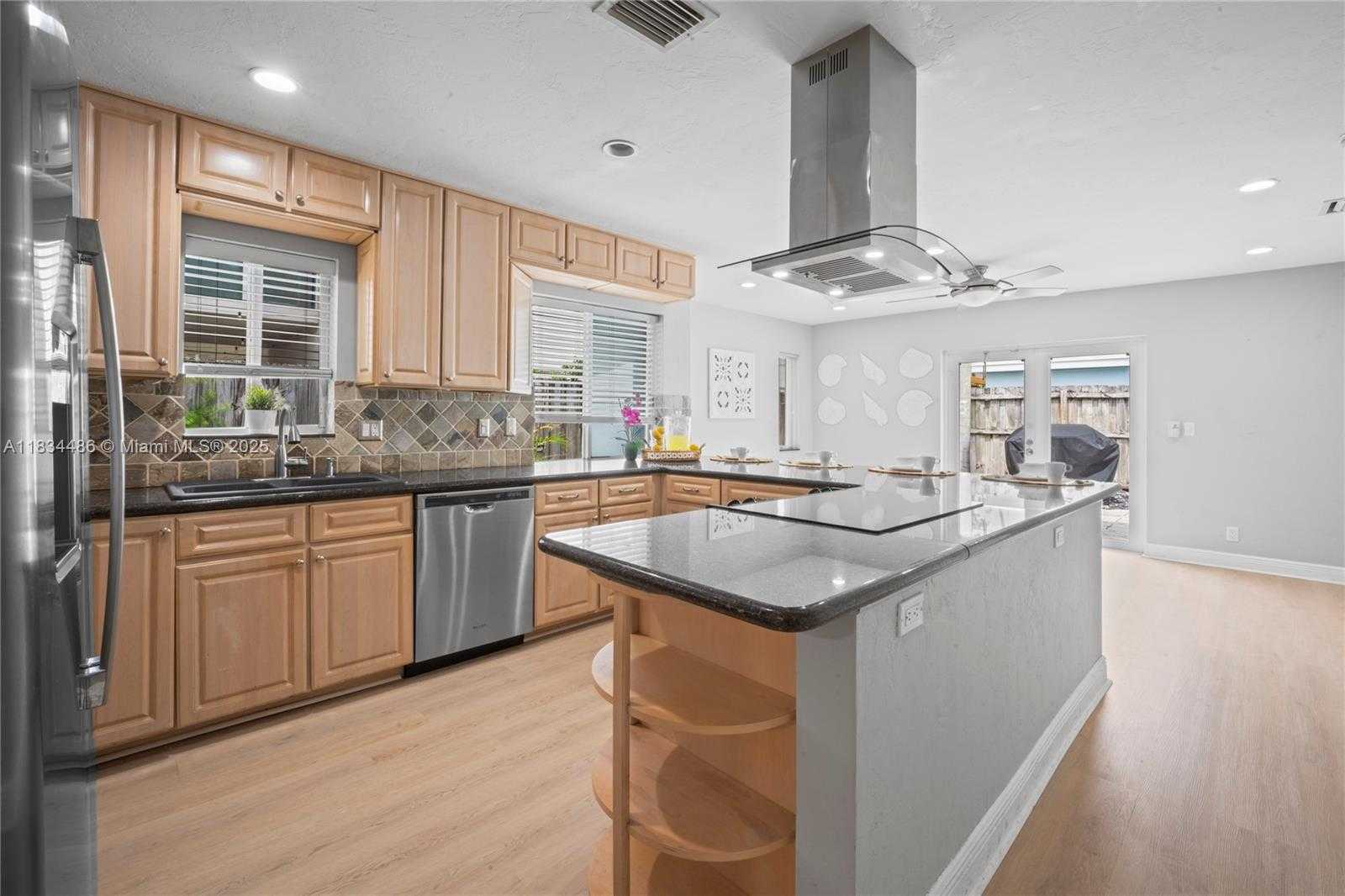 Small Image of 614 NORTH EAST 10TH AVE, Fort Lauderdale Number 20