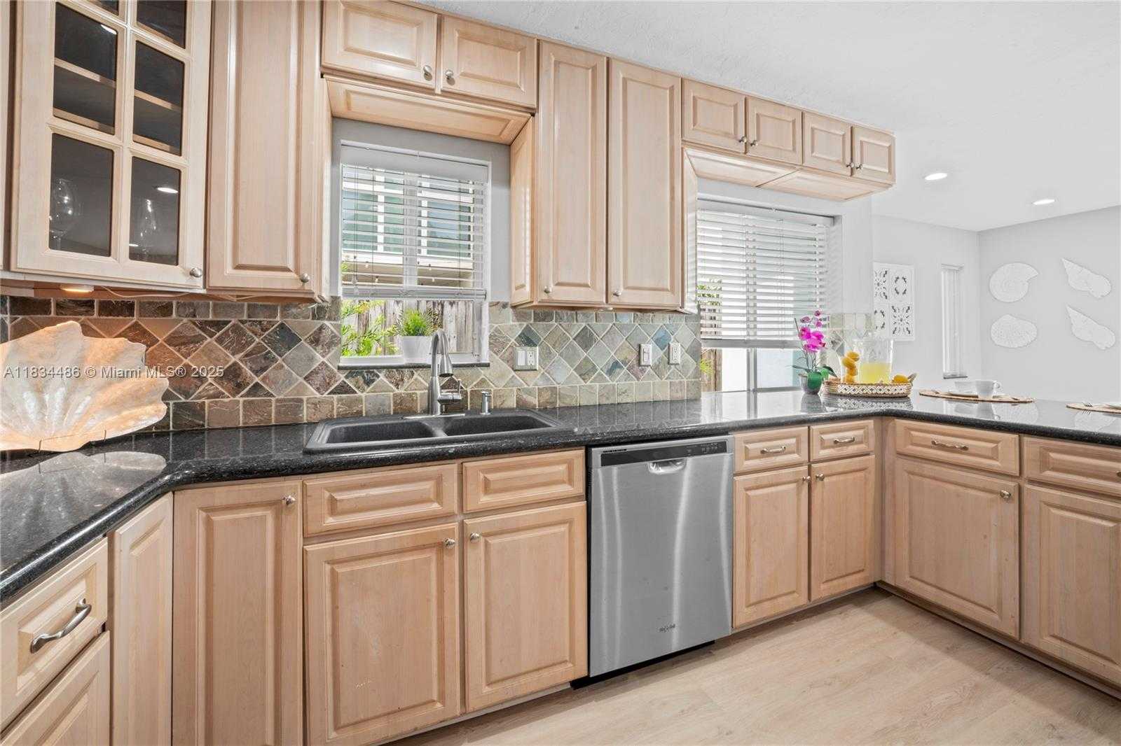 Small Image of 614 NORTH EAST 10TH AVE, Fort Lauderdale Number 22
