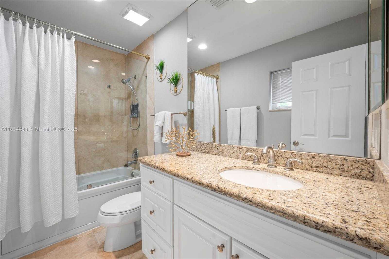Small Image of 614 NORTH EAST 10TH AVE, Fort Lauderdale Number 29