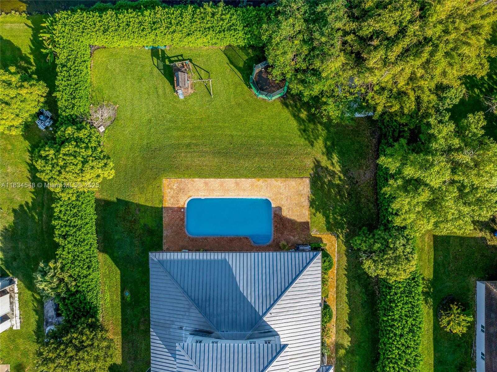 Small Image of 16701 SOUTH WEST 49TH ST, Southwest Ranches Number 10
