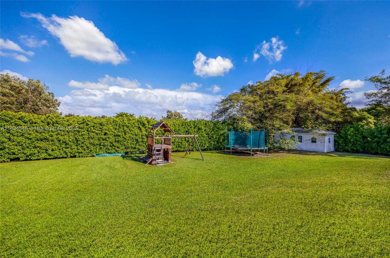 Small Image of 16701 SOUTH WEST 49TH ST, Southwest Ranches Number 53