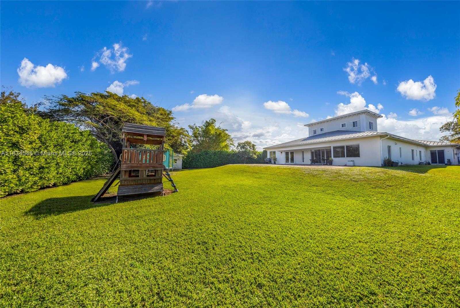 Small Image of 16701 SOUTH WEST 49TH ST, Southwest Ranches Number 54