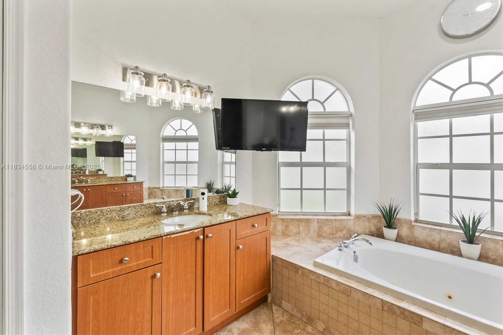 Small Image of 8346 SOUTH WEST 51ST ST, Fort Lauderdale Number 24
