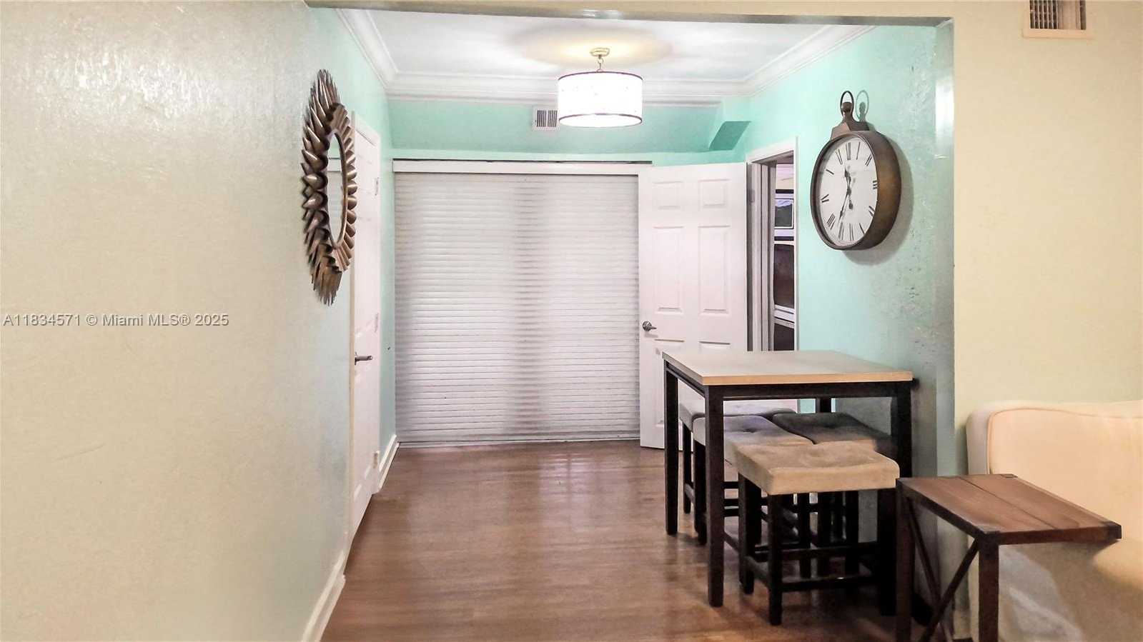 Small Image of 841 NORTH EAST 139TH ST, North Miami Number 12