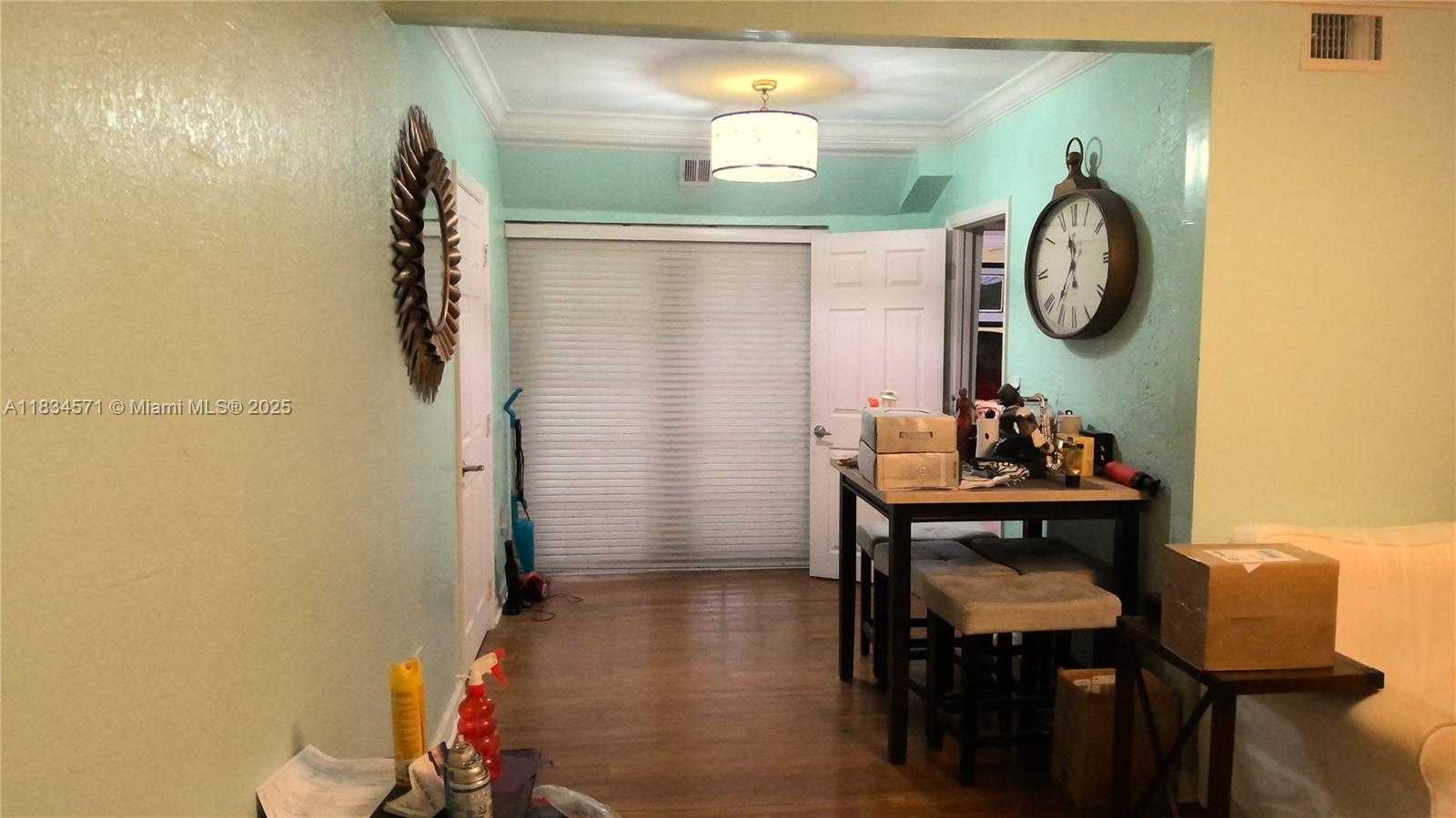 Small Image of 841 NORTH EAST 139TH ST, North Miami Number 13