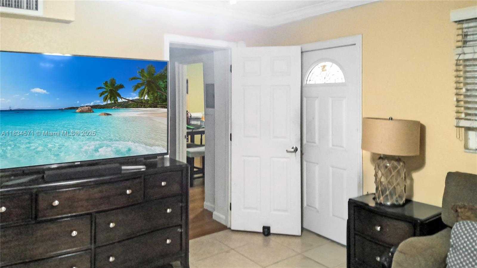 Small Image of 841 NORTH EAST 139TH ST, North Miami Number 17
