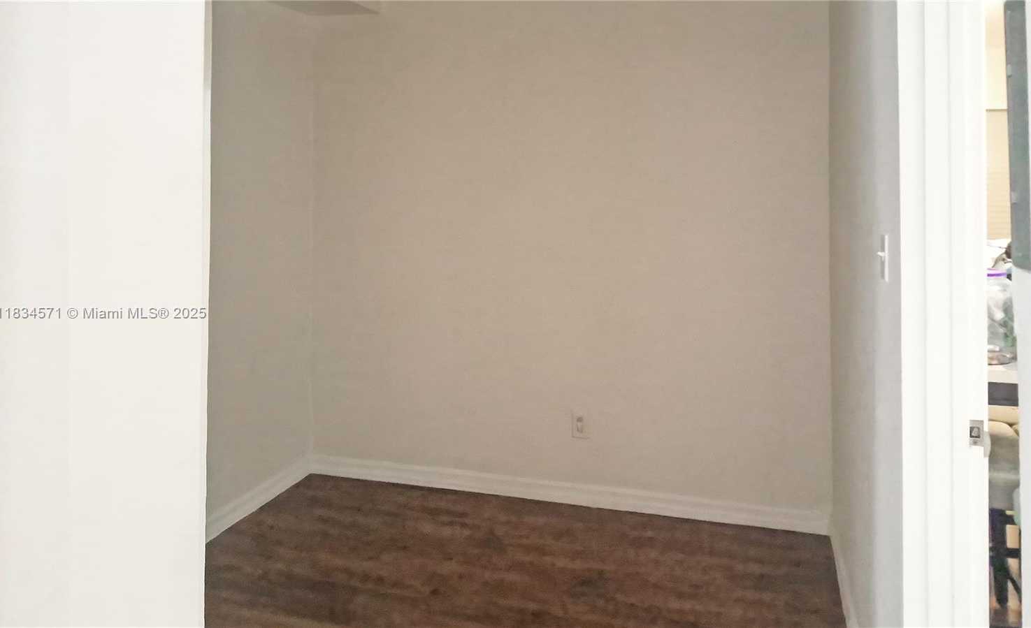 Small Image of 841 NORTH EAST 139TH ST, North Miami Number 18