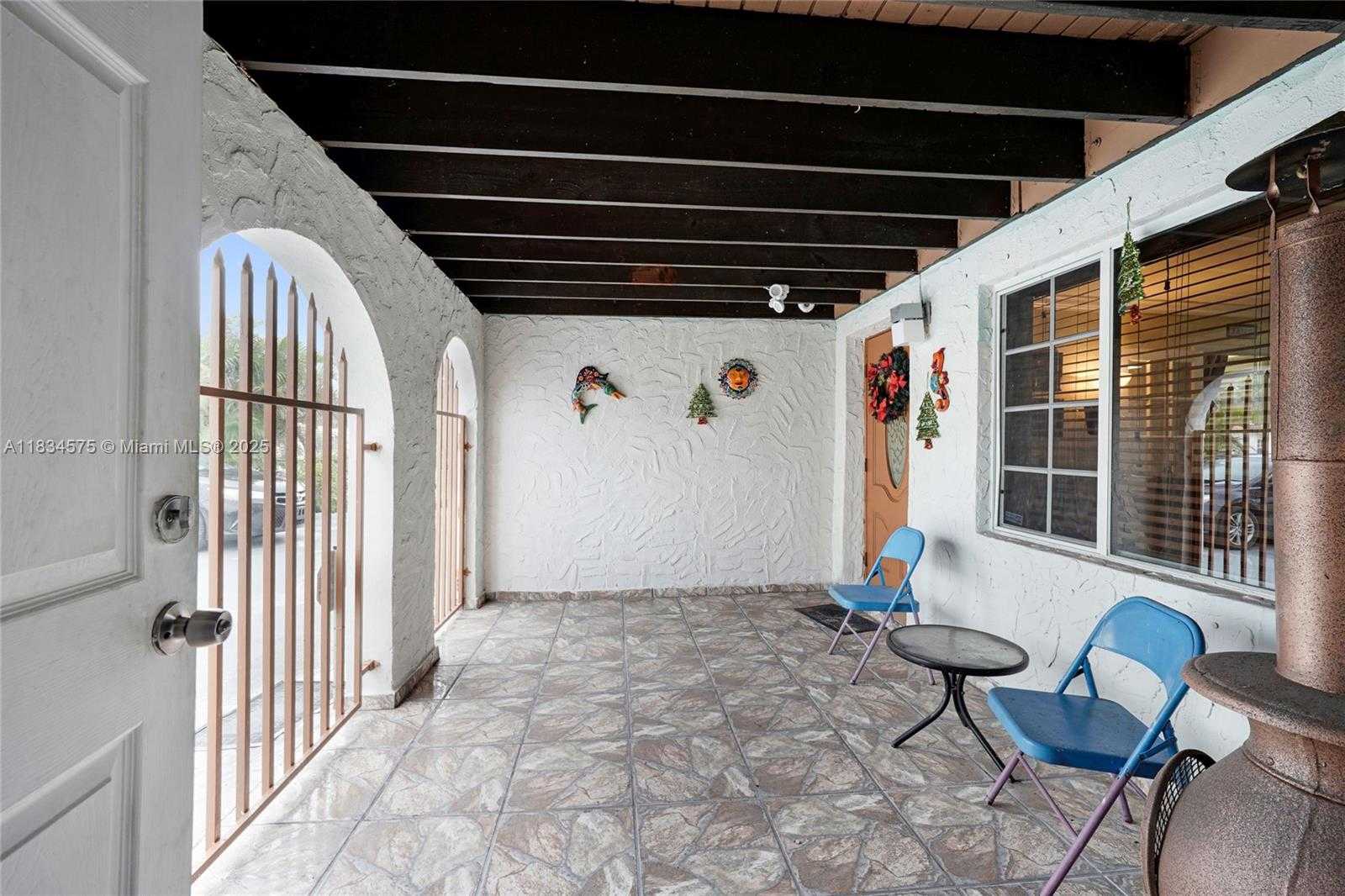 Small Image of 1385 NORTH EAST 130TH ST, North Miami Number 10