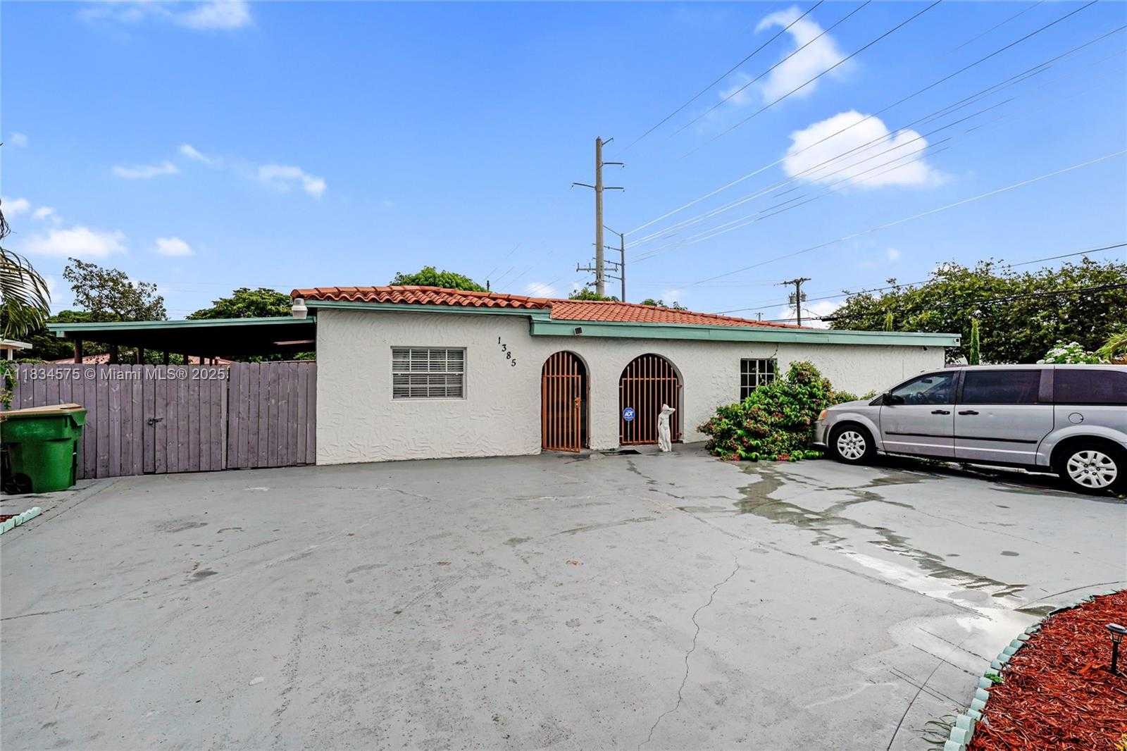 Small Image of 1385 NORTH EAST 130TH ST, North Miami Number 42