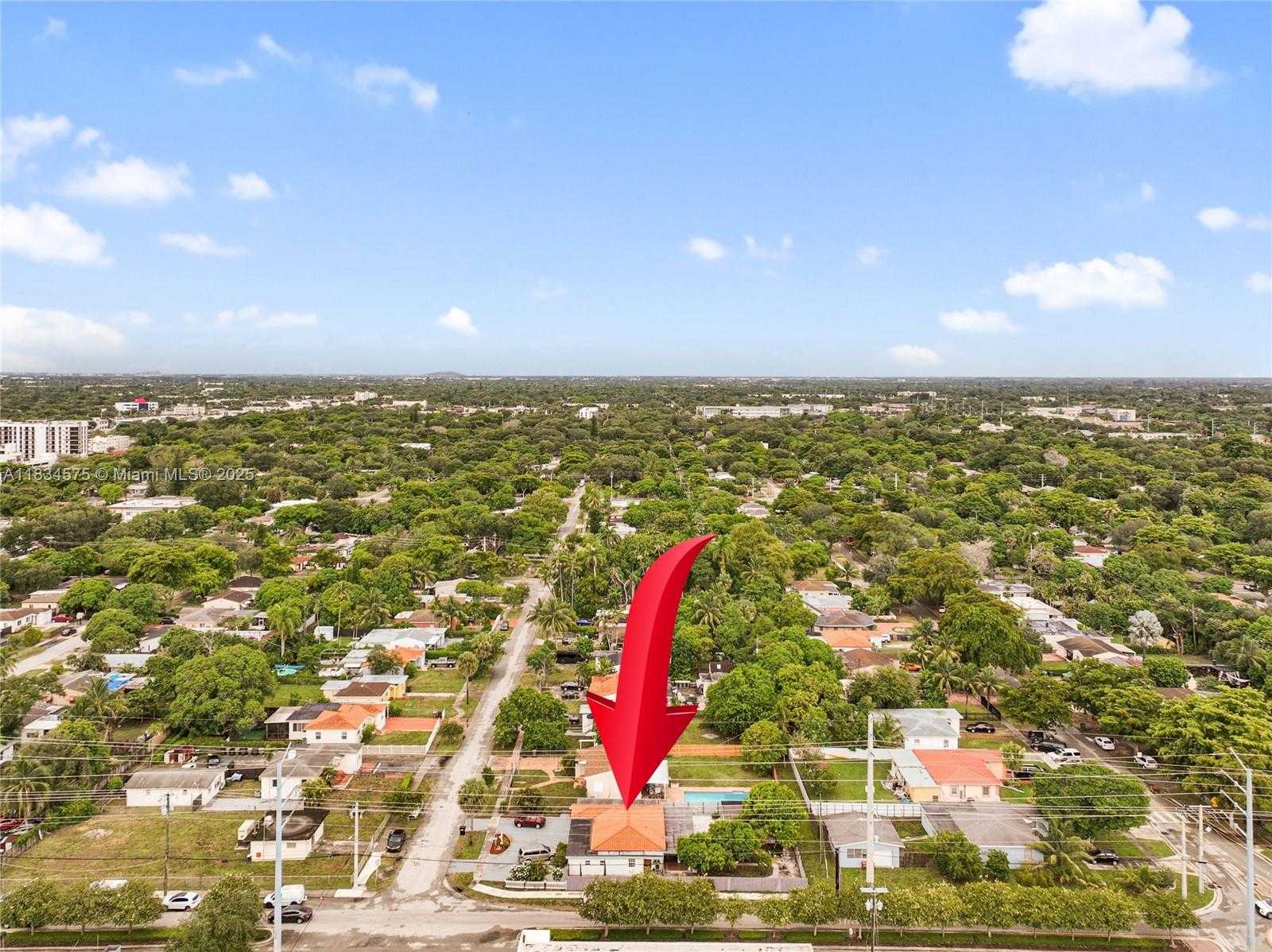 Small Image of 1385 NORTH EAST 130TH ST, North Miami Number 45