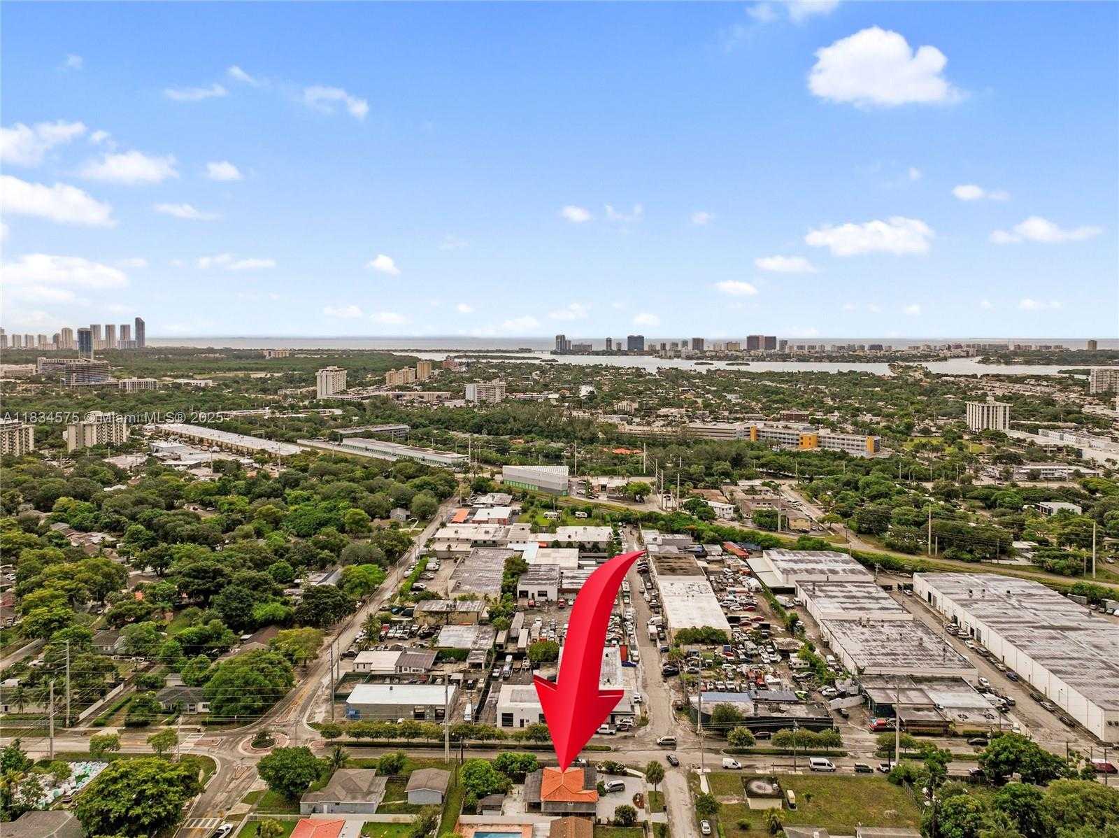 Small Image of 1385 NORTH EAST 130TH ST, North Miami Number 49