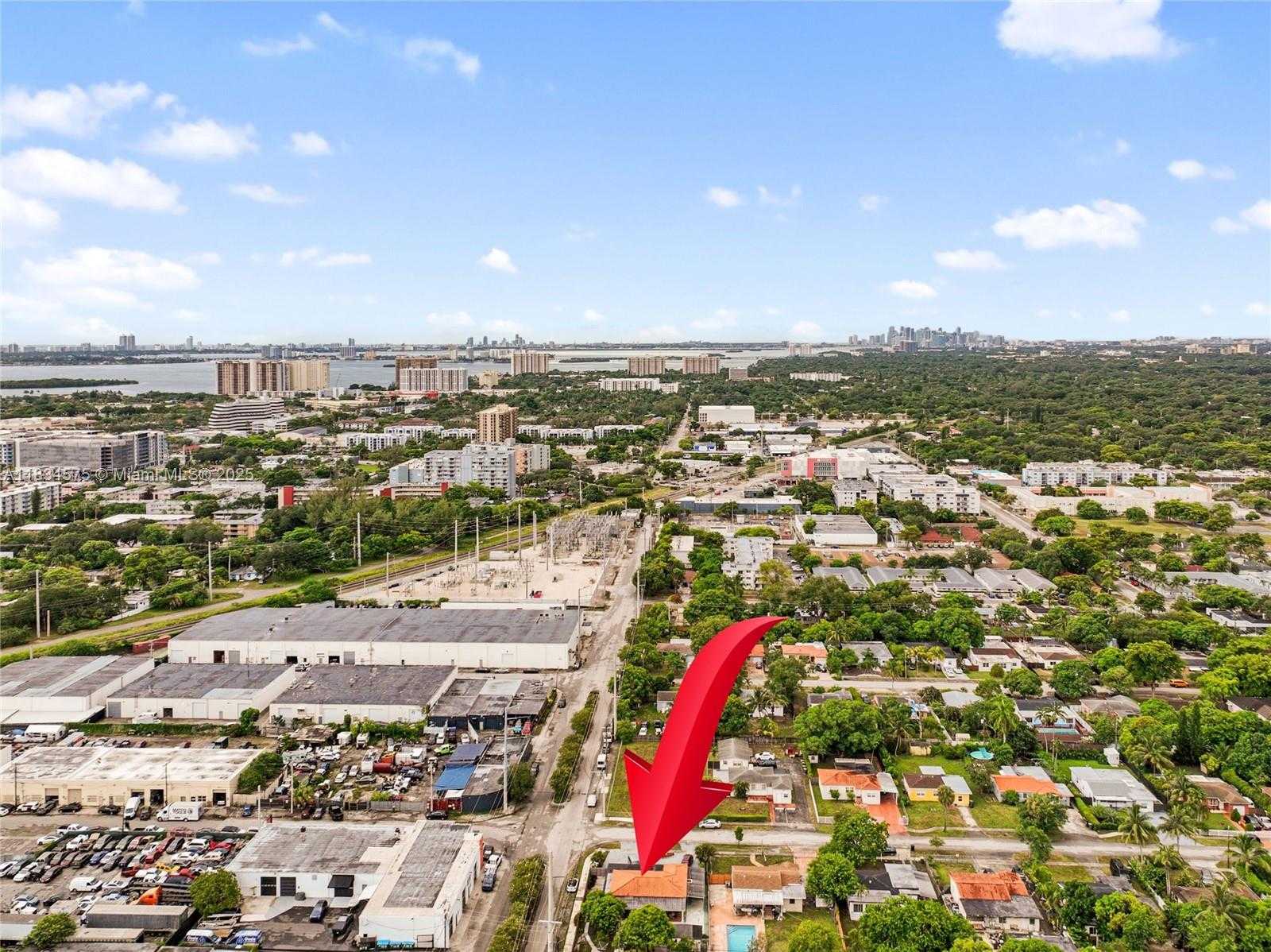 Small Image of 1385 NORTH EAST 130TH ST, North Miami Number 51
