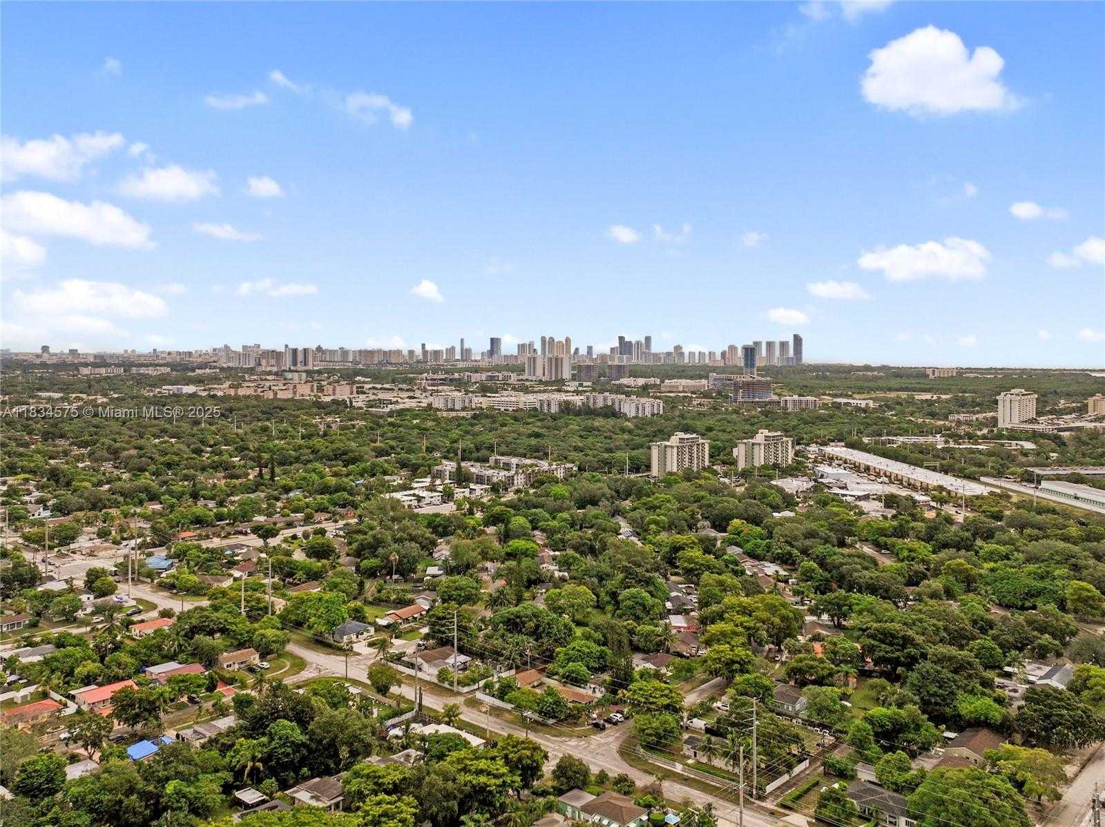 Small Image of 1385 NORTH EAST 130TH ST, North Miami Number 55