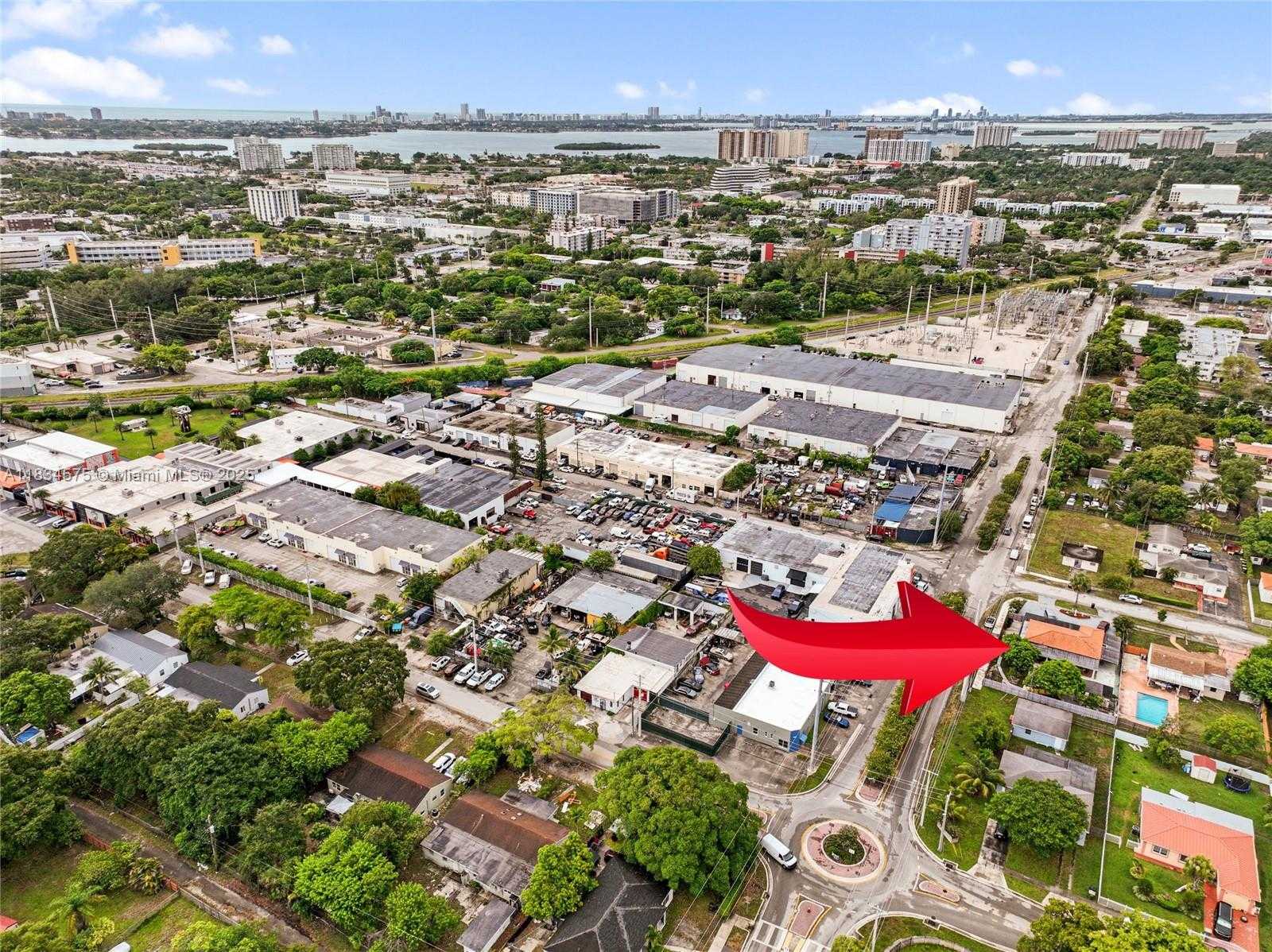 Small Image of 1385 NORTH EAST 130TH ST, North Miami Number 57