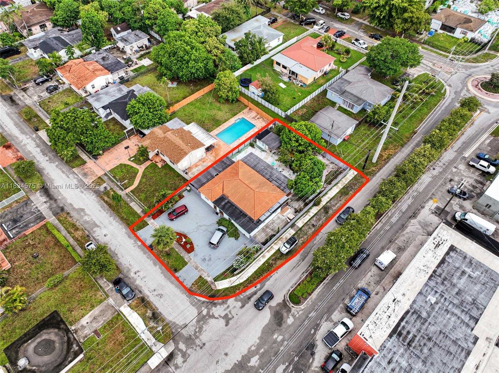 Small Image of 1385 NORTH EAST 130TH ST, North Miami Number 66