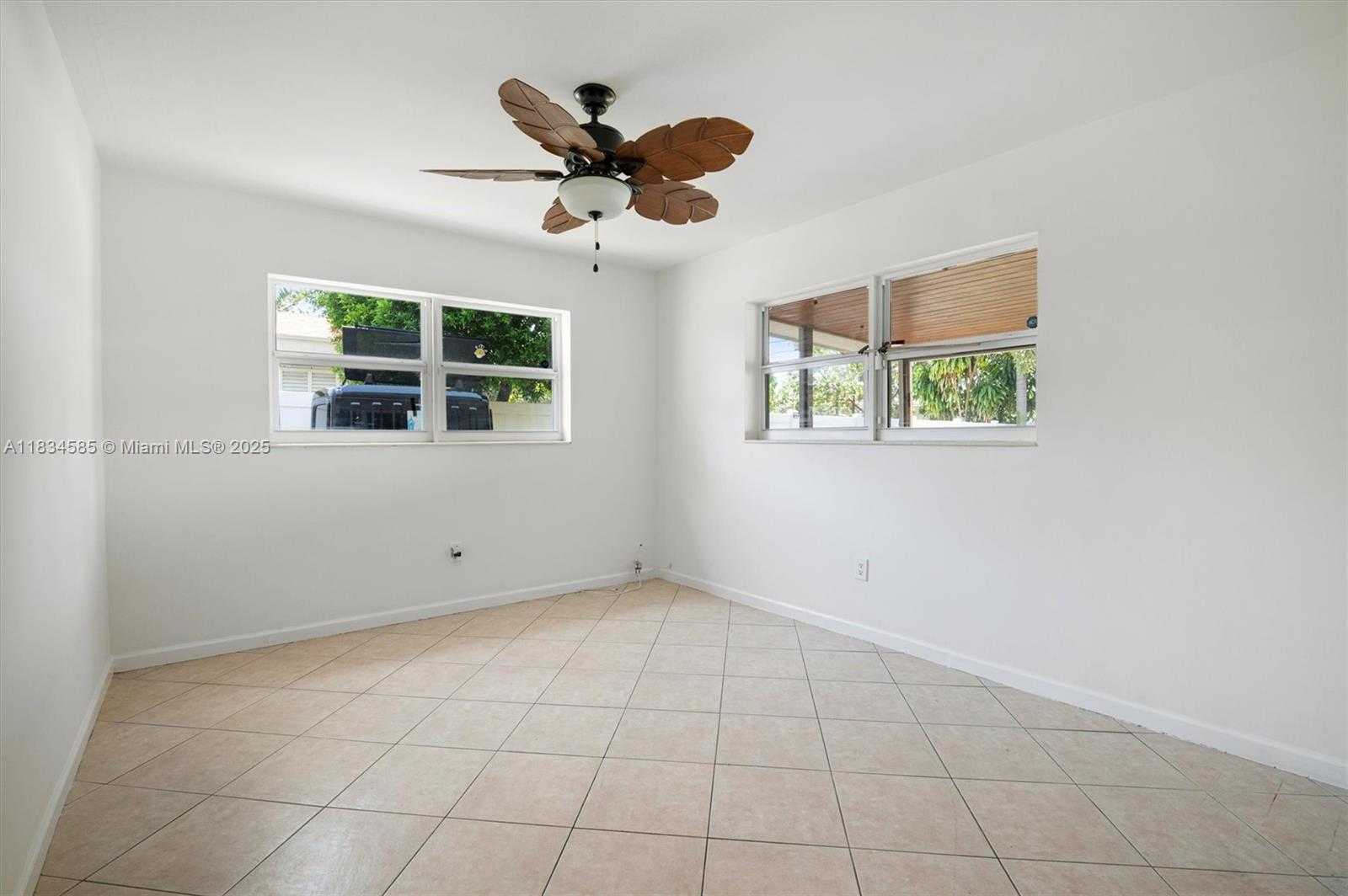 Small Image of 700 NORTH EAST 47TH ST, Oakland Park Number 11