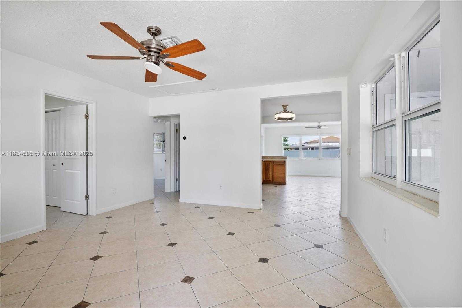 Small Image of 700 NORTH EAST 47TH ST, Oakland Park Number 3